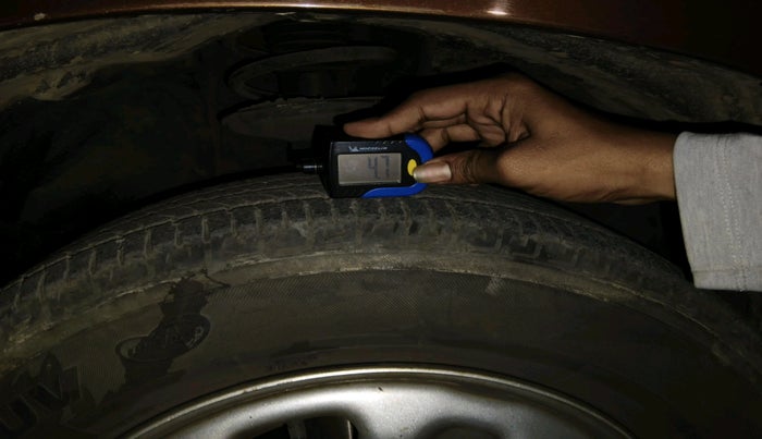 2014 Renault Duster RXL PETROL, Petrol, Manual, 91,762 km, tyre