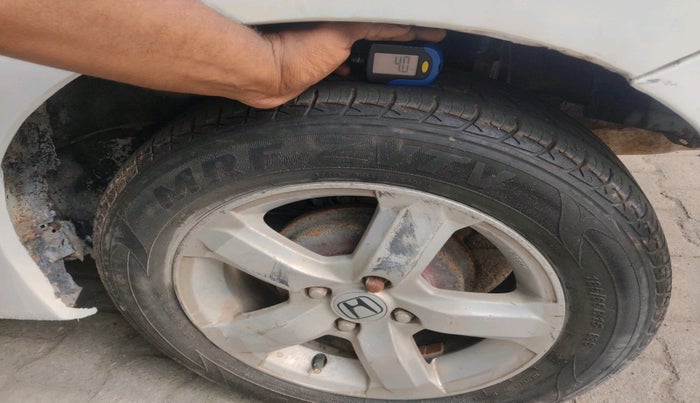 2011 Honda City 1.5L I-VTEC V AT, CNG, Automatic, 1,28,059 km, tyre