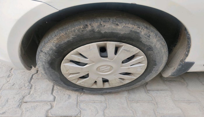 2014 Maruti Swift VXI, Petrol, Manual, 1,26,903 km, tyre