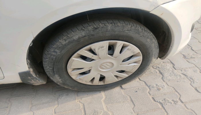 2014 Maruti Swift VXI, Petrol, Manual, 1,26,903 km, tyre