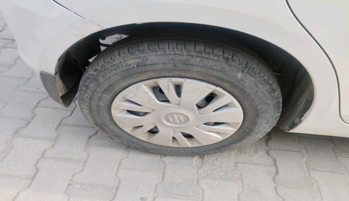 2014 Maruti Swift VXI, Petrol, Manual, 1,26,903 km, tyre