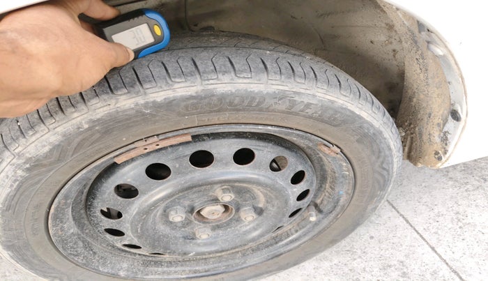 2011 Maruti Wagon R 1.0 VXI, Petrol, Manual, 61,314 km, tyre