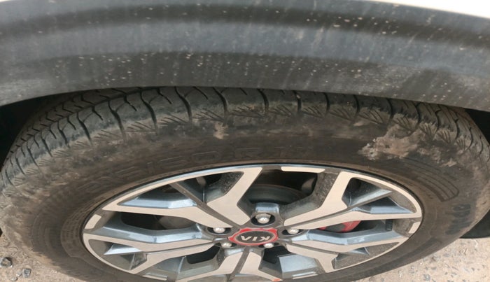 2021 KIA SELTOS GTX PLUS AT 1.5 DIESEL, Diesel, Automatic, 99,859 km, tyre