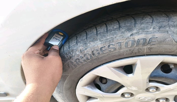 2015 Hyundai Grand i10 MAGNA 1.1 CRDI, Diesel, Manual, 95,828 km, tyre