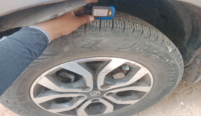 2013 Nissan Terrano XL D PLUS, Diesel, Manual, 91,064 km, tyre