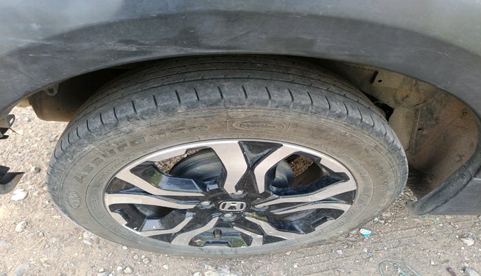 2022 Honda WR-V 1.2L I-VTEC SV MT, Petrol, Manual, 44,051 km, tyre