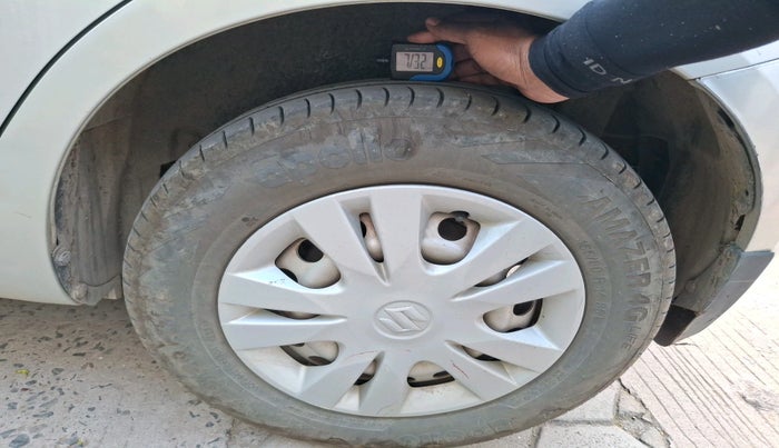 2016 Maruti Swift LXI, Petrol, Manual, 80,085 km, tyre