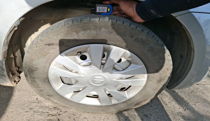 2016 Maruti Swift LXI, Petrol, Manual, 80,085 km, tyre