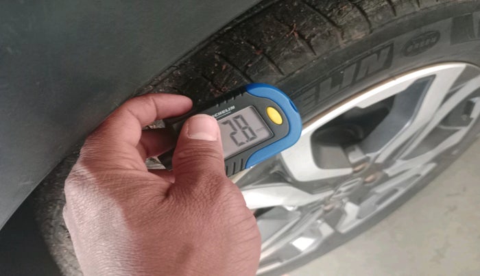 2019 Honda WR-V 1.2L I-VTEC VX MT, Petrol, Manual, 39,340 km, tyre