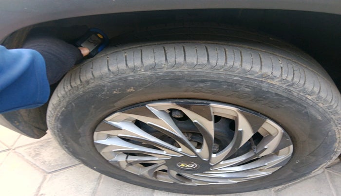 2022 Tata PUNCH PURE MT, Petrol, Manual, 23,073 km, tyre