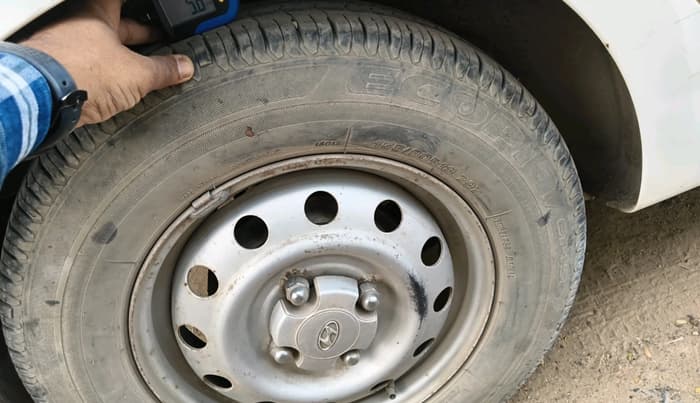 2009 Hyundai i10 ERA 1.1, Petrol, Manual, 43,509 km, tyre