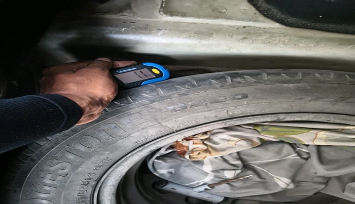 2011 Ford Figo EXI 1.4 DIESEL, Diesel, Manual, 1,66,456 km, tyre