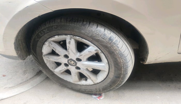 2014 Tata Zest XT 90PS DIESEL, Diesel, Manual, 1,35,981 km, tyre