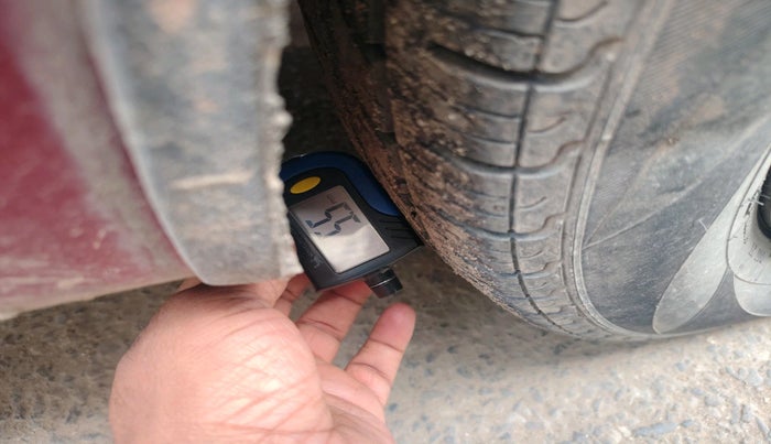 2012 Hyundai i10 MAGNA 1.2, Petrol, Manual, 67,472 km, tyre