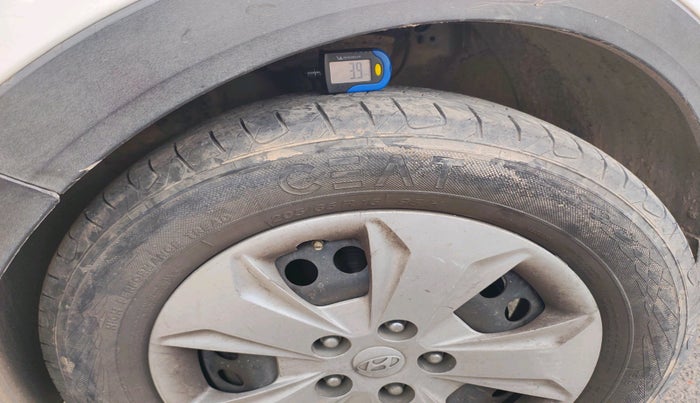 2016 Hyundai Creta S 1.4 DIESEL, Diesel, Manual, 1,66,203 km, tyre