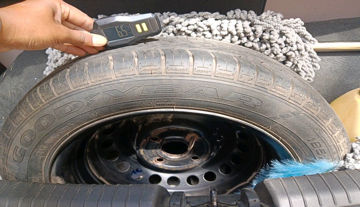 2018 Hyundai Grand i10 MAGNA 1.2 KAPPA VTVT, CNG, Manual, 50,324 km, tyre