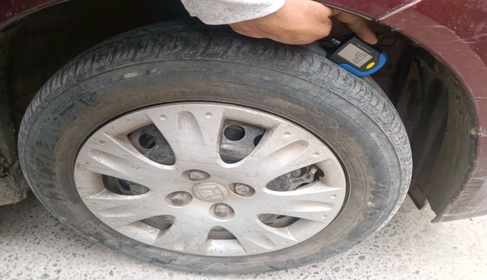 2015 Honda Amaze 1.2L I-VTEC S, Petrol, Manual, 88,830 km, tyre