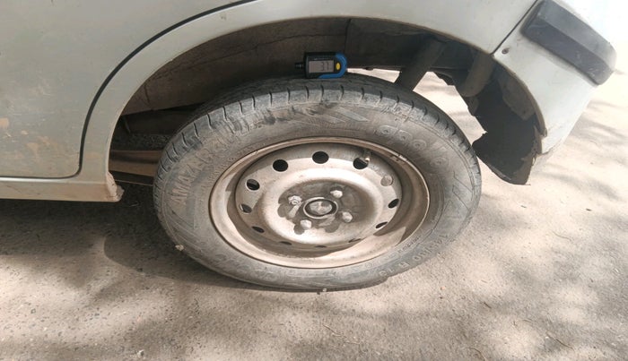 2012 Maruti Wagon R 1.0 LXI, Petrol, Manual, 91,675 km, tyre