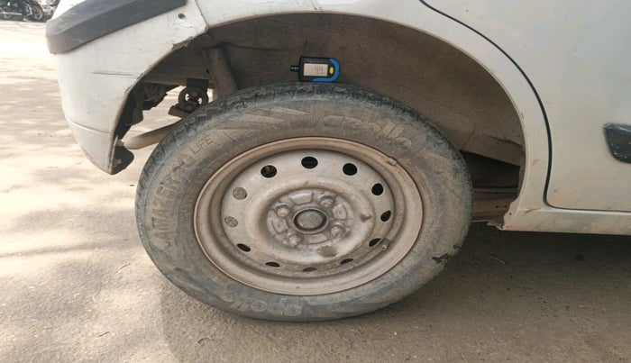 2012 Maruti Wagon R 1.0 LXI, Petrol, Manual, 91,675 km, tyre