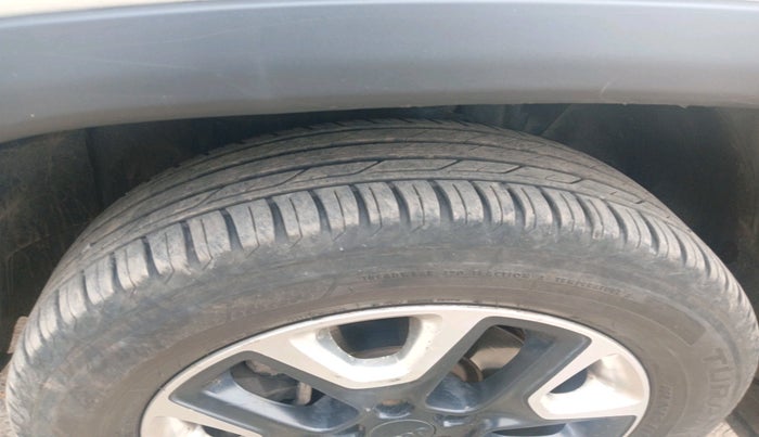 2019 Jeep Compass TRAILHAWK (O) 2.0 4X4, Diesel, Automatic, 1,63,753 km, tyre