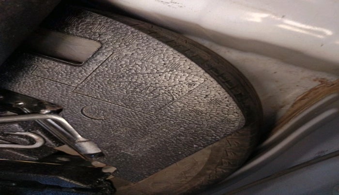 2013 Chevrolet Beat PS PETROL, Petrol, Manual, 55,056 km, tyre