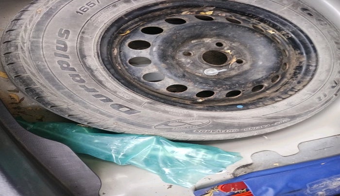 2015 Maruti Swift Dzire VXI, Petrol, Manual, 31,224 km, tyre