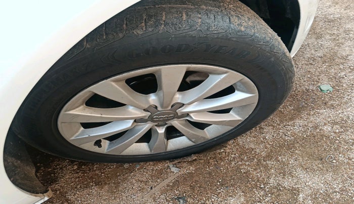 2012 Audi A6 2.0 TDI PREMIUM, Diesel, Automatic, 72,778 km, tyre