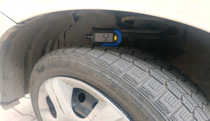 2016 Maruti Wagon R 1.0 VXI, Petrol, Manual, 1,82,312 km, tyre