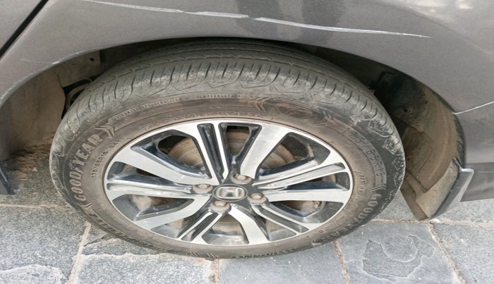 2018 Honda City 1.5L I-VTE V CVT, Petrol, Automatic, 68,197 km, tyre