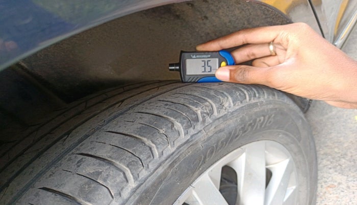 2023 Skoda SLAVIA AMBITION 1.0L TSI AT, Petrol, Automatic, 61,873 km, tyre