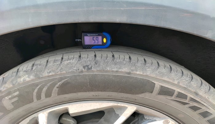 2022 KIA CARENS PRESTIGE PLUS 1.4 PETROL DCT 7 STR, Petrol, Automatic, 15,632 km, tyre