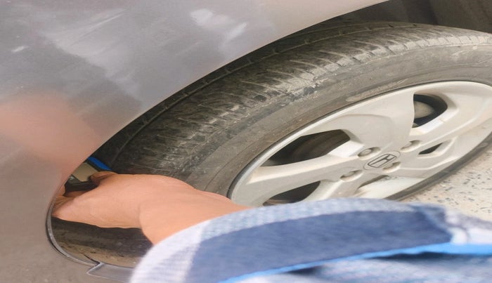 2016 Honda City 1.5L I-VTEC V MT, Petrol, Manual, 88,290 km, tyre