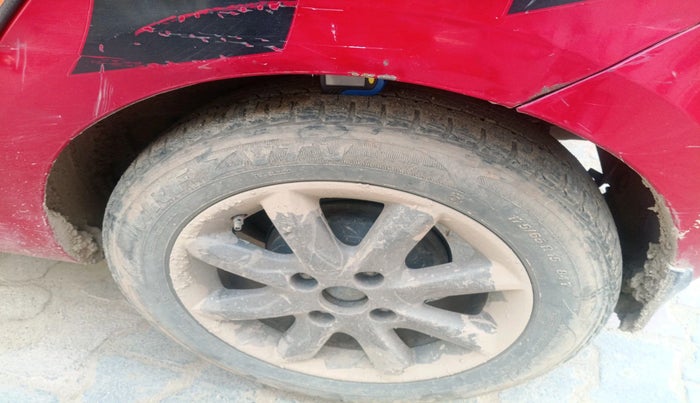 2015 Tata Bolt XT REVOTRON, Petrol, Manual, 98,809 km, tyre