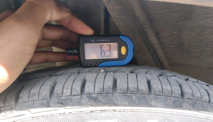 2018 Renault Kwid RXT 1.0 (O), CNG, Manual, 76,088 km, tyre