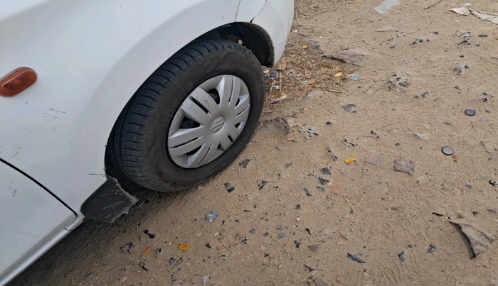 2021 Maruti Alto LXI CNG, CNG, Manual, 1,33,312 km, tyre