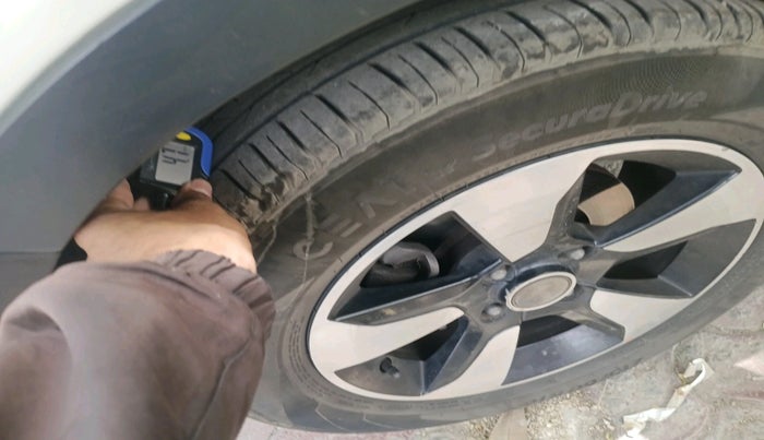 2019 Tata NEXON XZA PLUS PETROL, Petrol, Automatic, 94,423 km, tyre