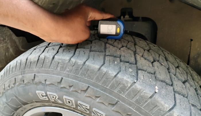 2022 Mahindra Thar LX D AT 4WD HT, Diesel, Automatic, 1,42,102 km, tyre