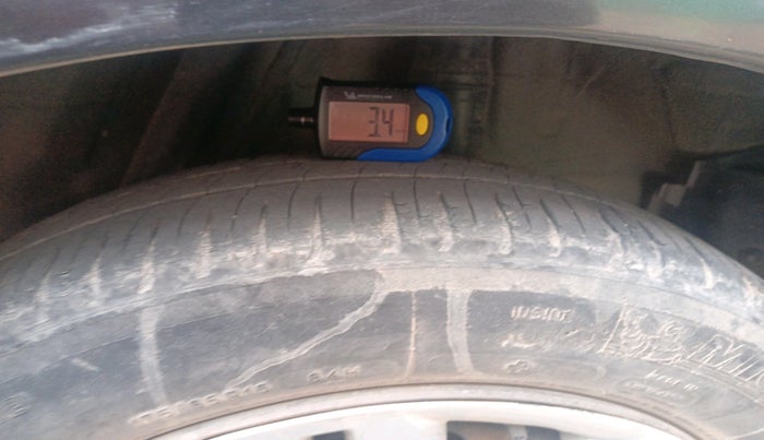 2014 Honda City 1.5L I-DTEC S, Diesel, Manual, 1,60,804 km, tyre