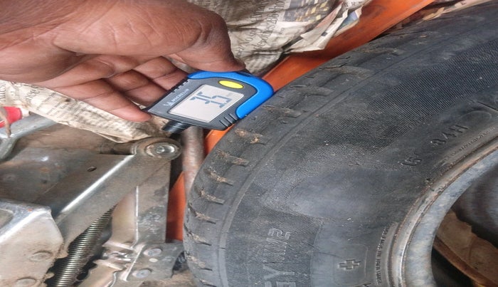 2014 Honda City 1.5L I-DTEC S, Diesel, Manual, 1,60,804 km, tyre