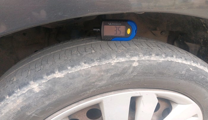 2014 Honda City 1.5L I-DTEC S, Diesel, Manual, 1,60,804 km, tyre