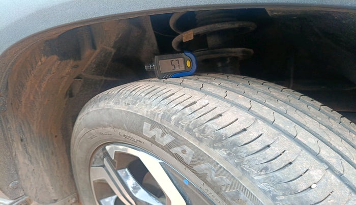 2023 Maruti BREZZA ZXI + AT SMART HYBRID, Petrol, Automatic, 18,528 km, tyre