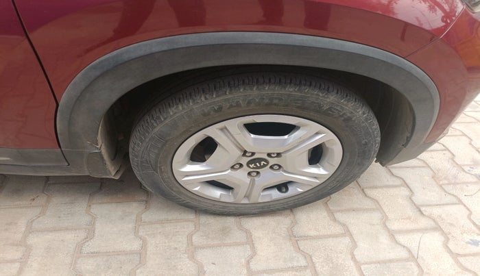 2020 KIA SONET HTX 1.0 IMT, Petrol, Manual, 57,583 km, tyre