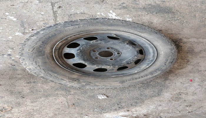 2014 Nissan Terrano XL (D), Diesel, Manual, 84,909 km, tyre