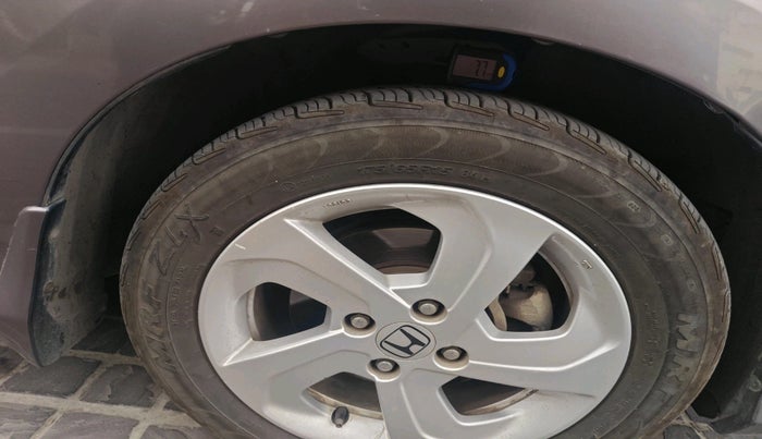 2016 Honda City 1.5L I-VTEC VX, Petrol, Manual, 1,20,571 km, tyre