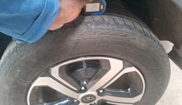 2023 Tata NEXON XZ PLUS PETROL SUNROOF, Petrol, Manual, 25,192 km, tyre
