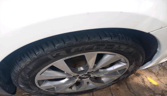 2013 Hyundai Verna FLUIDIC 1.6 CRDI SX, Diesel, Manual, 1,60,084 km, tyre