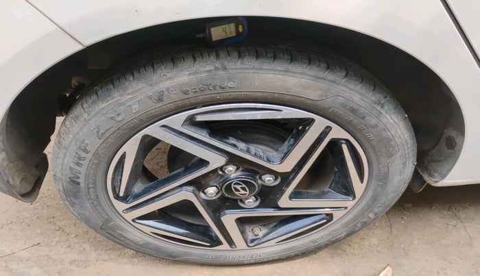 2023 Hyundai GRAND I10 NIOS ASTA AMT 1.2 KAPPA VTVT, Petrol, Automatic, 33,753 km, tyre