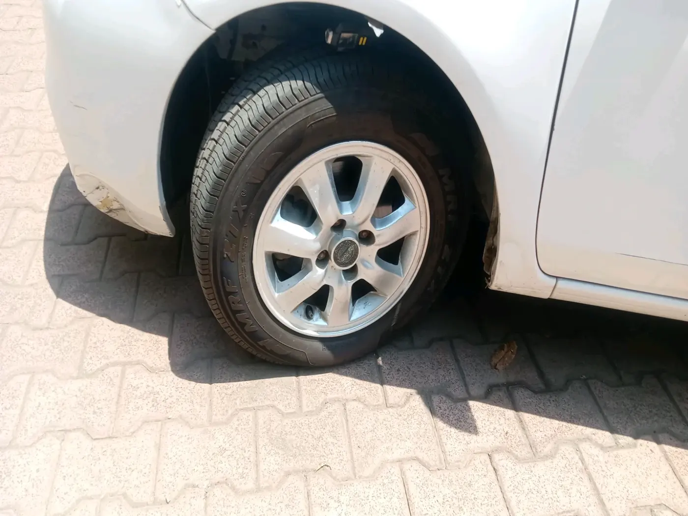 2013 Nissan Sunny XV CVT, Petrol, Automatic, 36,902 km, tyre