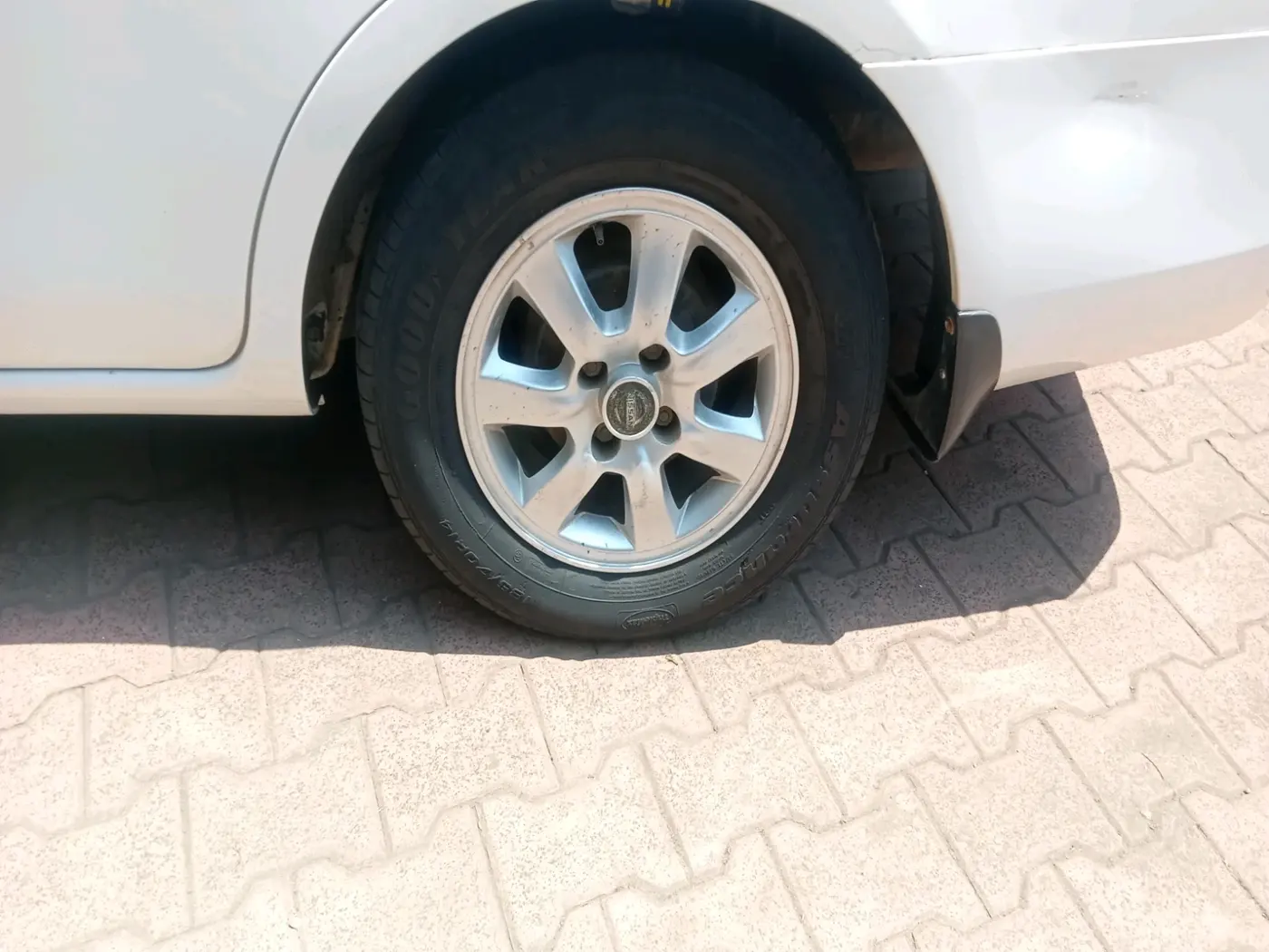 2013 Nissan Sunny XV CVT, Petrol, Automatic, 36,902 km, tyre
