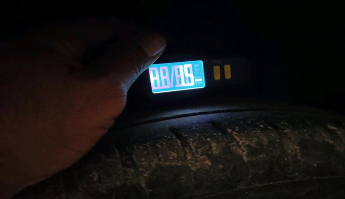 2020 Renault Kwid RXT 1.0 (O), Petrol, Manual, 46,162 km, tyre